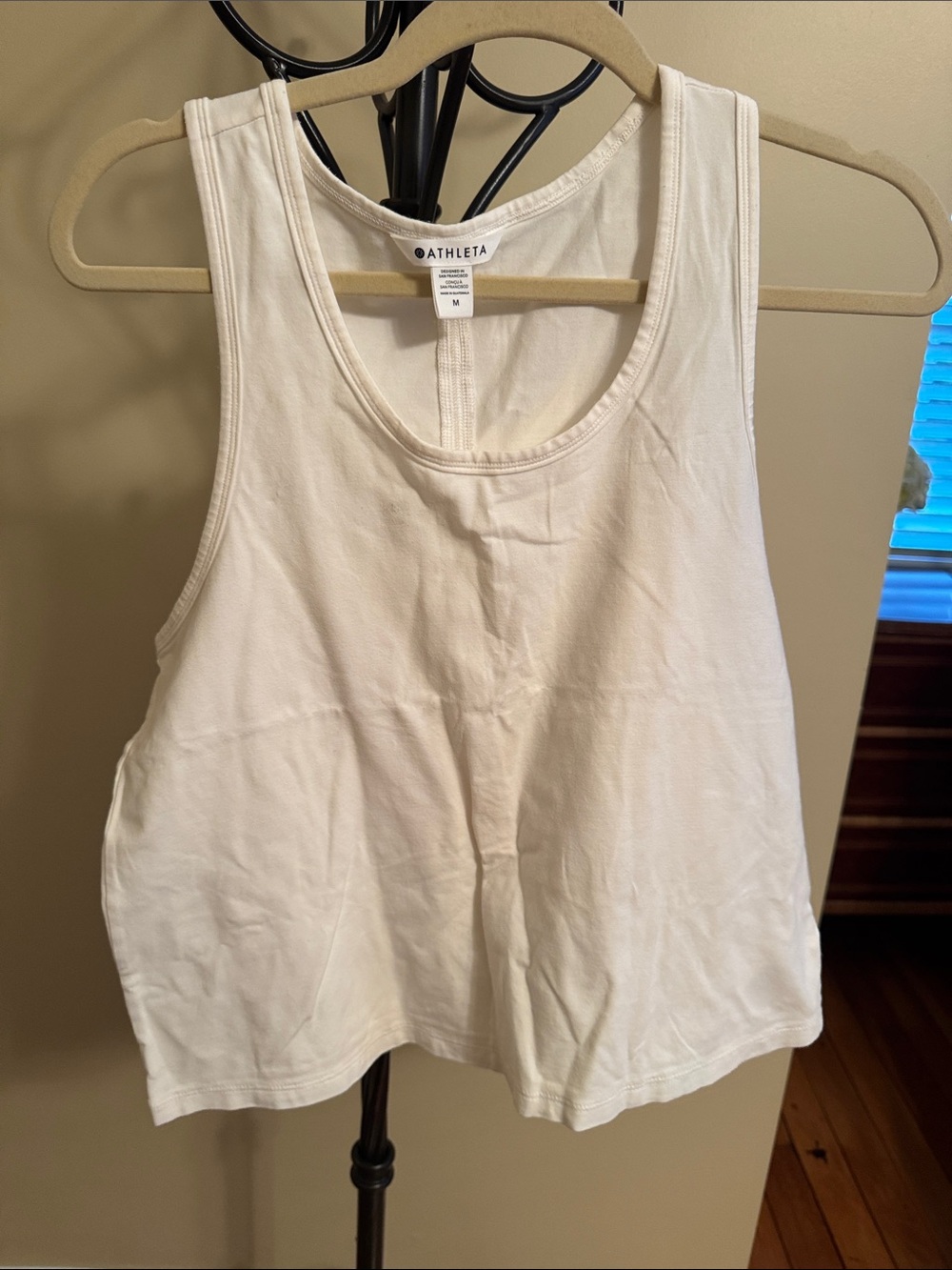 Athleta White Scoop Neck Tank — Women's Sleeveless Cotton Top